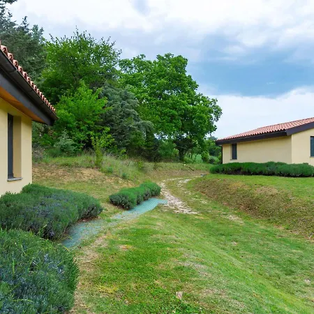 Ferienhaus Alluring In With Swimming Pool San Ginesio