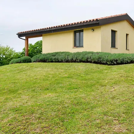 Alluring In With Swimming Pool San Ginesio