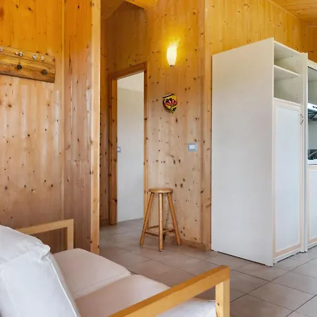 Alluring In With Swimming Pool San Ginesio