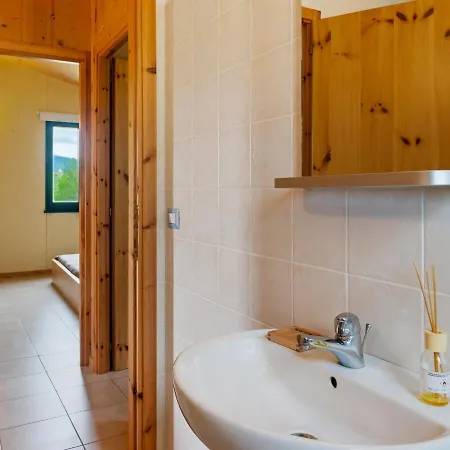 Alluring In With Swimming Pool * San Ginesio